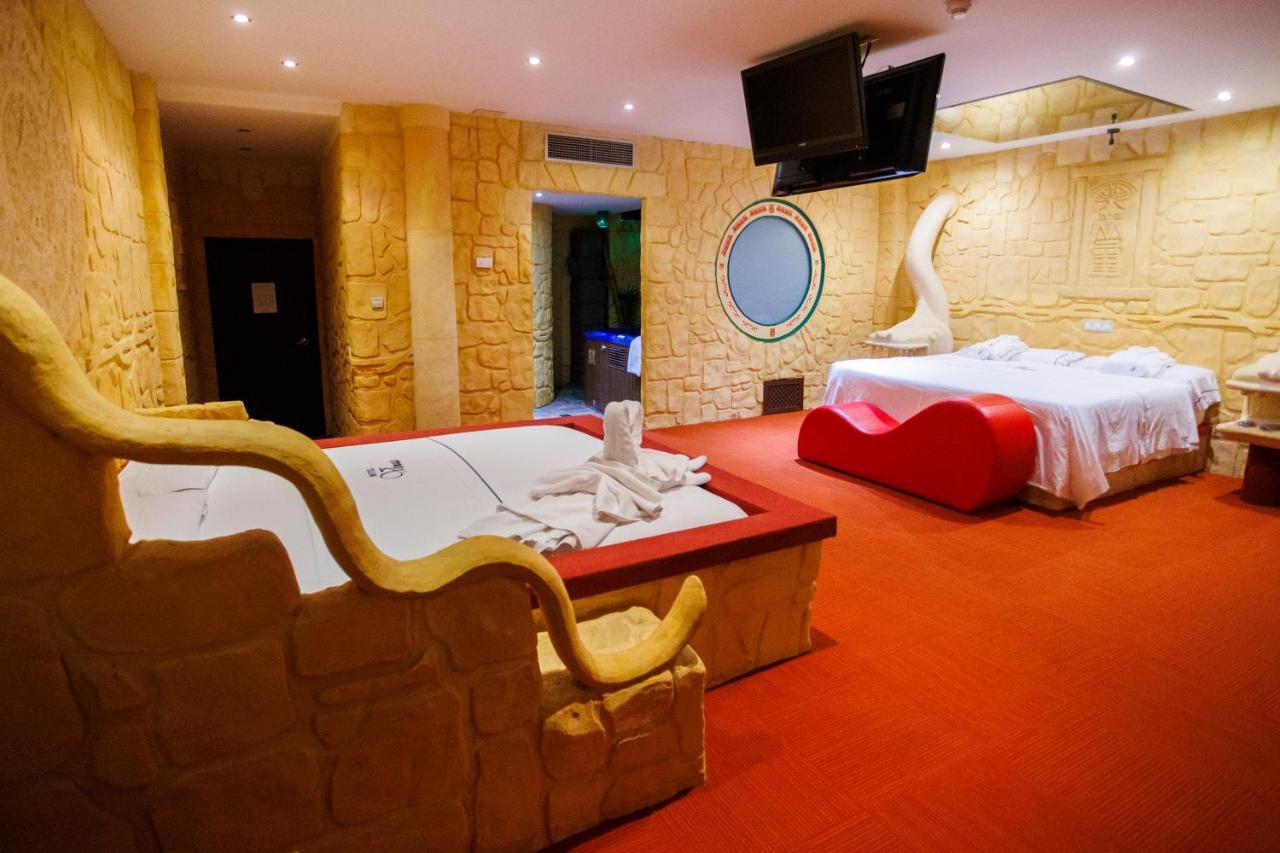 Motel Venus Valladolid Villanubla Экстерьер фото